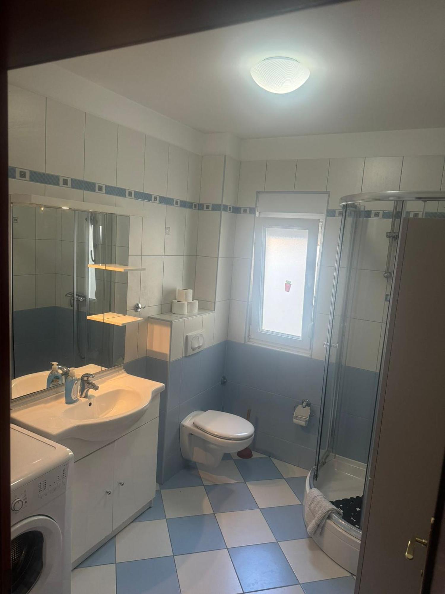 Apartments Silvije مارينا المظهر الخارجي الصورة