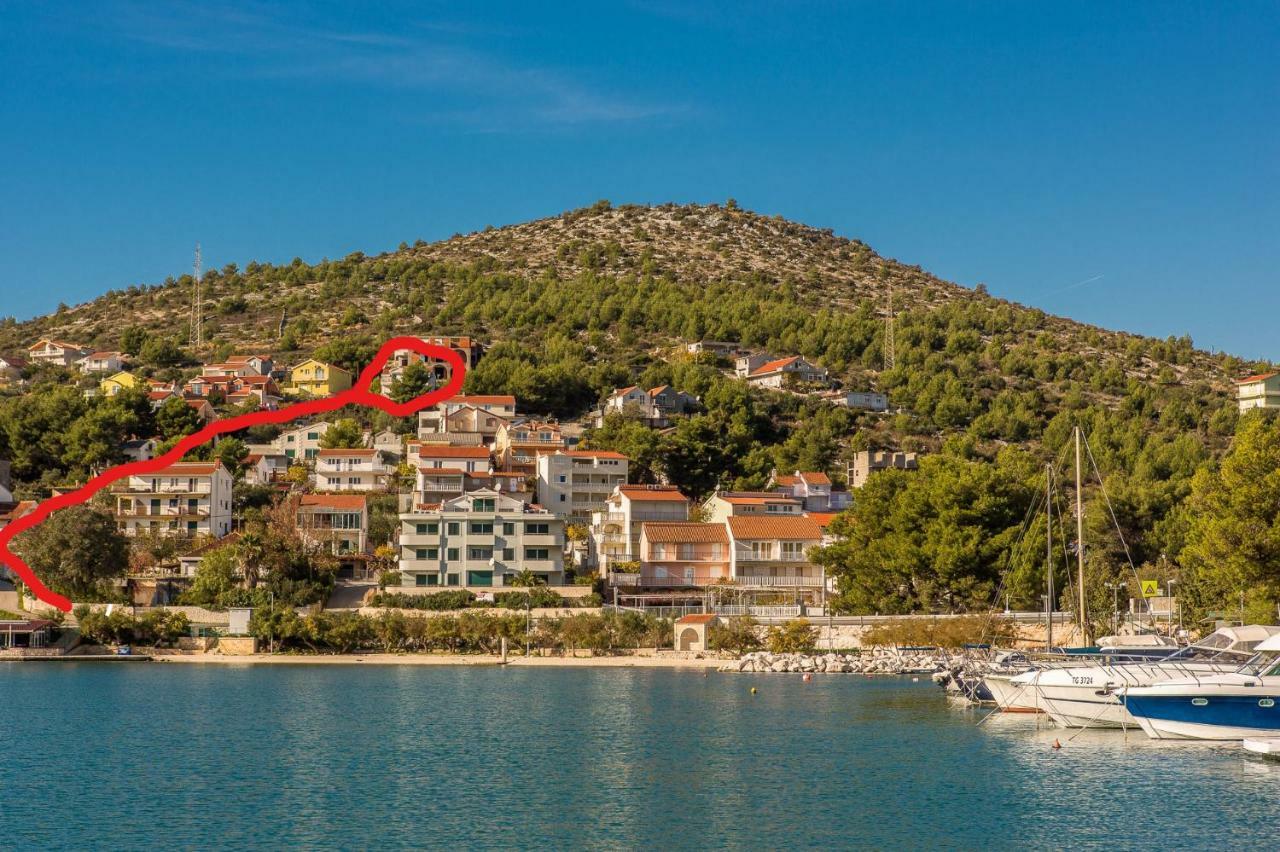 Apartments Silvije مارينا المظهر الخارجي الصورة